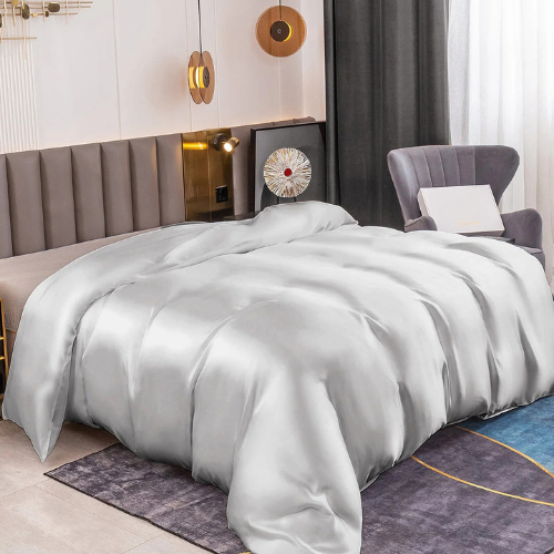 Mulberry Silk Seamless Duvet Cover – Luxury, Breathable, Hypoallergenic Bedding for Smooth Sleep - Silken & Dreams