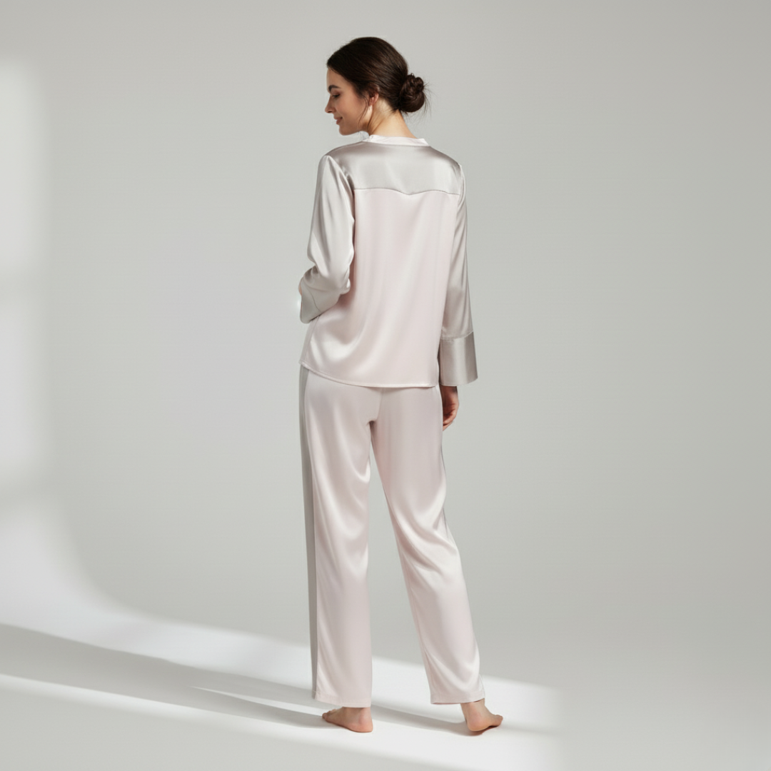 Women’s 100% Mulberry Silk Pajama Set – Long Sleeve Two-Tone Sleepwear