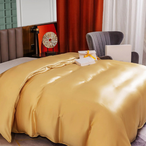 Mulberry Silk Seamless Duvet Cover – Luxury, Breathable, Hypoallergenic Bedding for Smooth Sleep (Pillowcases not included)