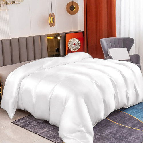 Mulberry Silk Seamless Duvet Cover – Luxury, Breathable, Hypoallergenic Bedding for Smooth Sleep - Silken & Dreams