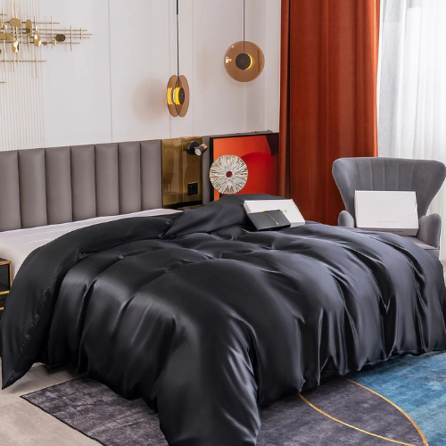 Mulberry Silk Seamless Duvet Cover – Luxury, Breathable, Hypoallergenic Bedding for Smooth Sleep - Silken & Dreams