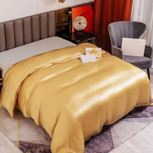 Mulberry Silk Seamless Duvet Cover – Luxury, Breathable, Hypoallergenic Bedding for Smooth Sleep - Silken & Dreams