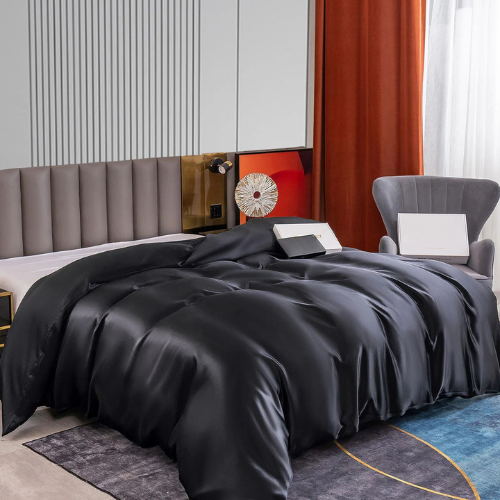 Mulberry Silk Seamless Duvet Cover – Luxury, Breathable, Hypoallergenic Bedding for Smooth Sleep - Silken & Dreams