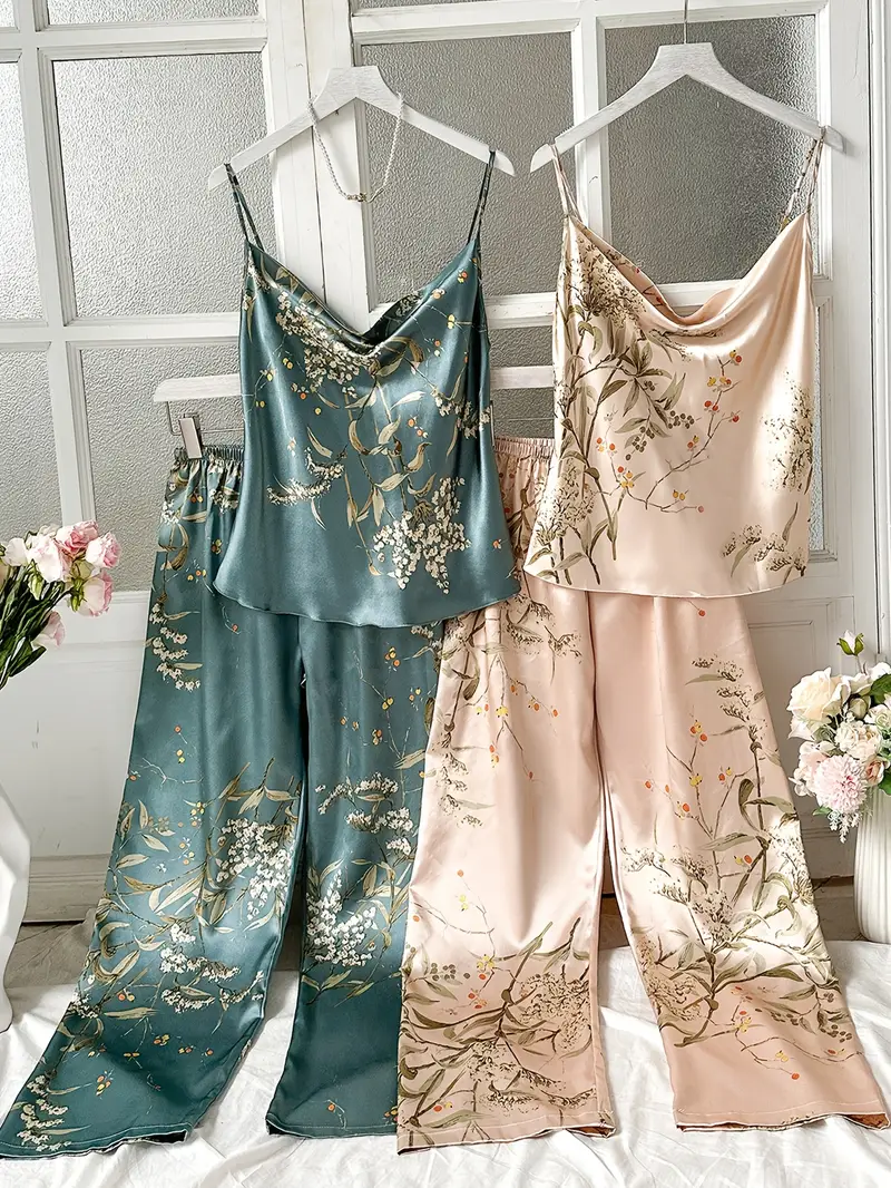 Valentine's Day 4pcs Luxe Silk Pajama Set for Women