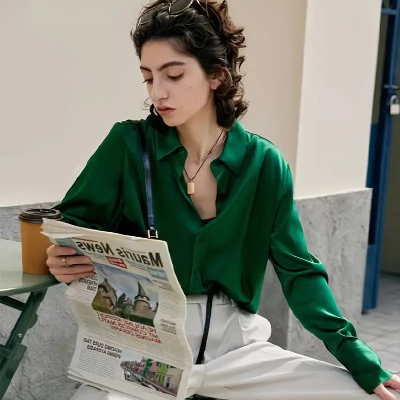 Green Satin Long Sleeve Blouse – Elegant Women’s Shirt for Spring and Autumn Fashion