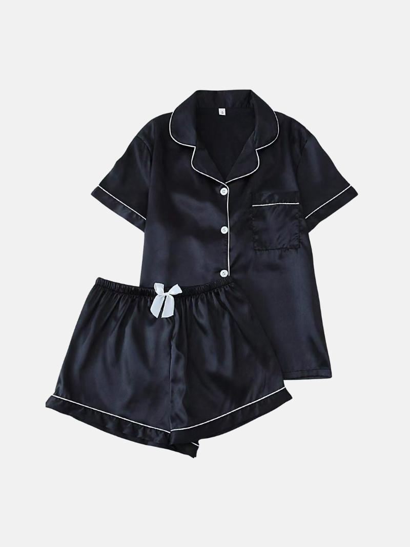 Women's Short-Sleeved Pajama Set with Shorts – Comfortable Home Wear for Relaxation