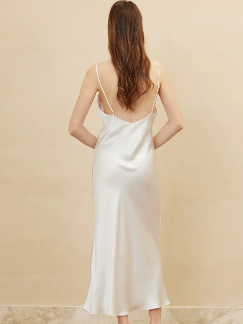 100% Mulberry Silk Evening Gown – Elegant Bow Design, Soft & Luxurious Formal Dress