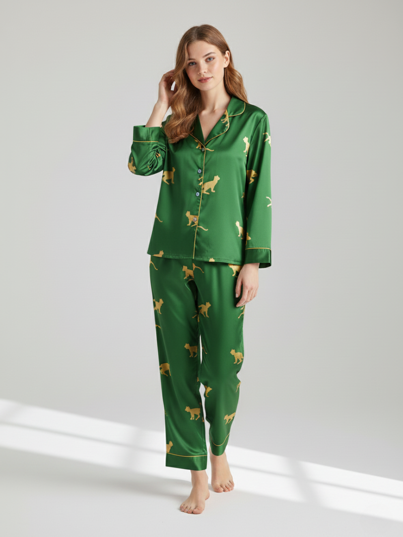 100% Mulberry Silk Leopard Print Long Sleeve Pajama Set – Luxurious Women’s Sleepwear