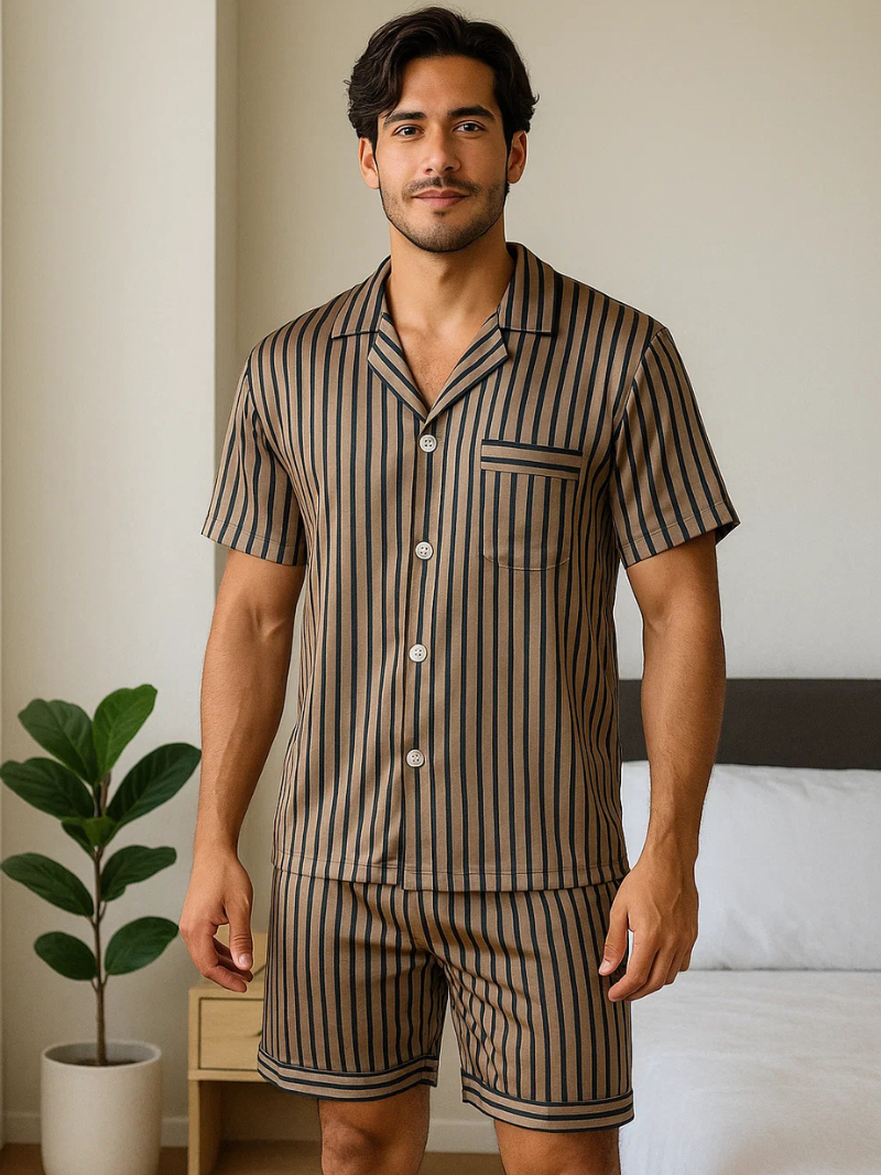 Men’s Ice Silk Pajama Set – Short Sleeve Loose Fit Sleepwear & Homewear Suit