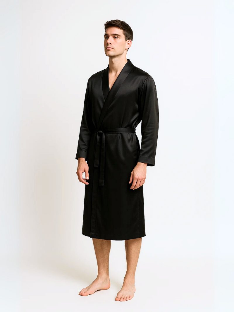 Luxury Velvet Men’s Nightgown – Comfortable Long Lounge Robe for Relaxation & Sleep