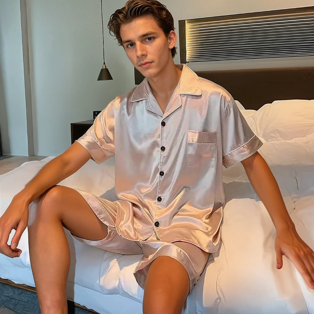 Men’s High-Grad Ice Silk Pajamas - Short-Sleeved Shorts Home Clothes Set
