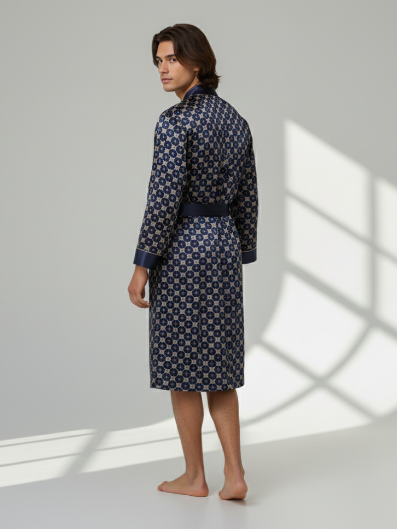 Men’s Patterned Silk-Like Robe – Elegant Design & Comfortable Fit