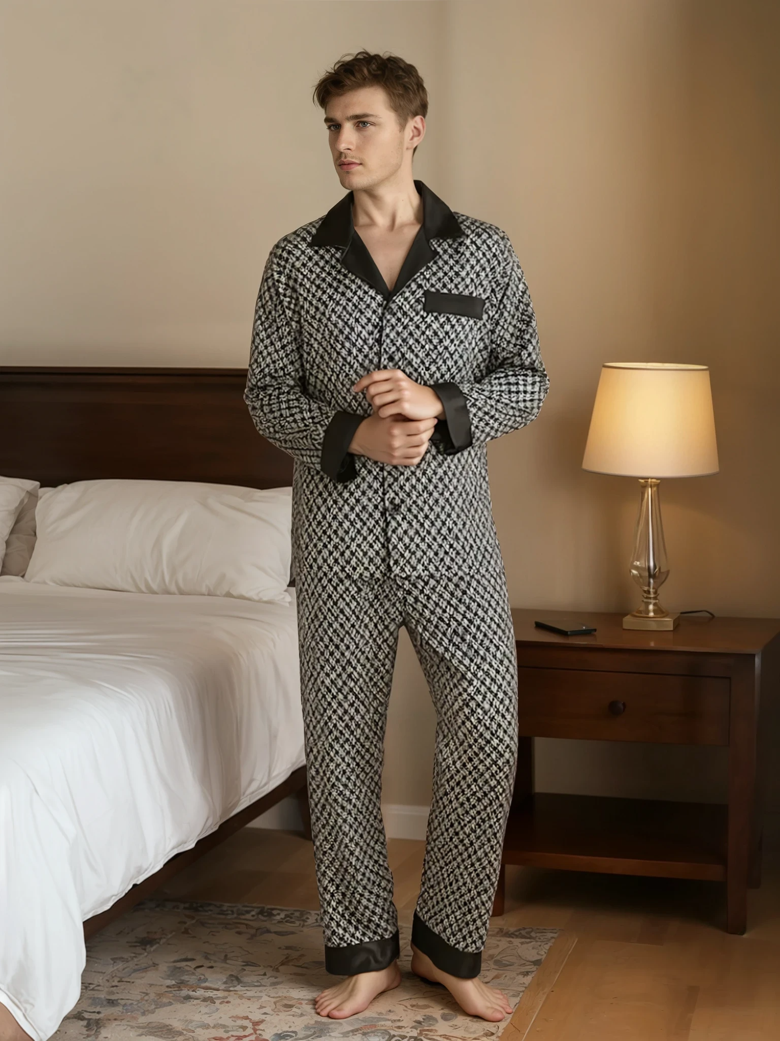 Men’s Silk-Feel Pajama Set – Long Sleeve Satin-Look Sleepwear with Elegant Pattern